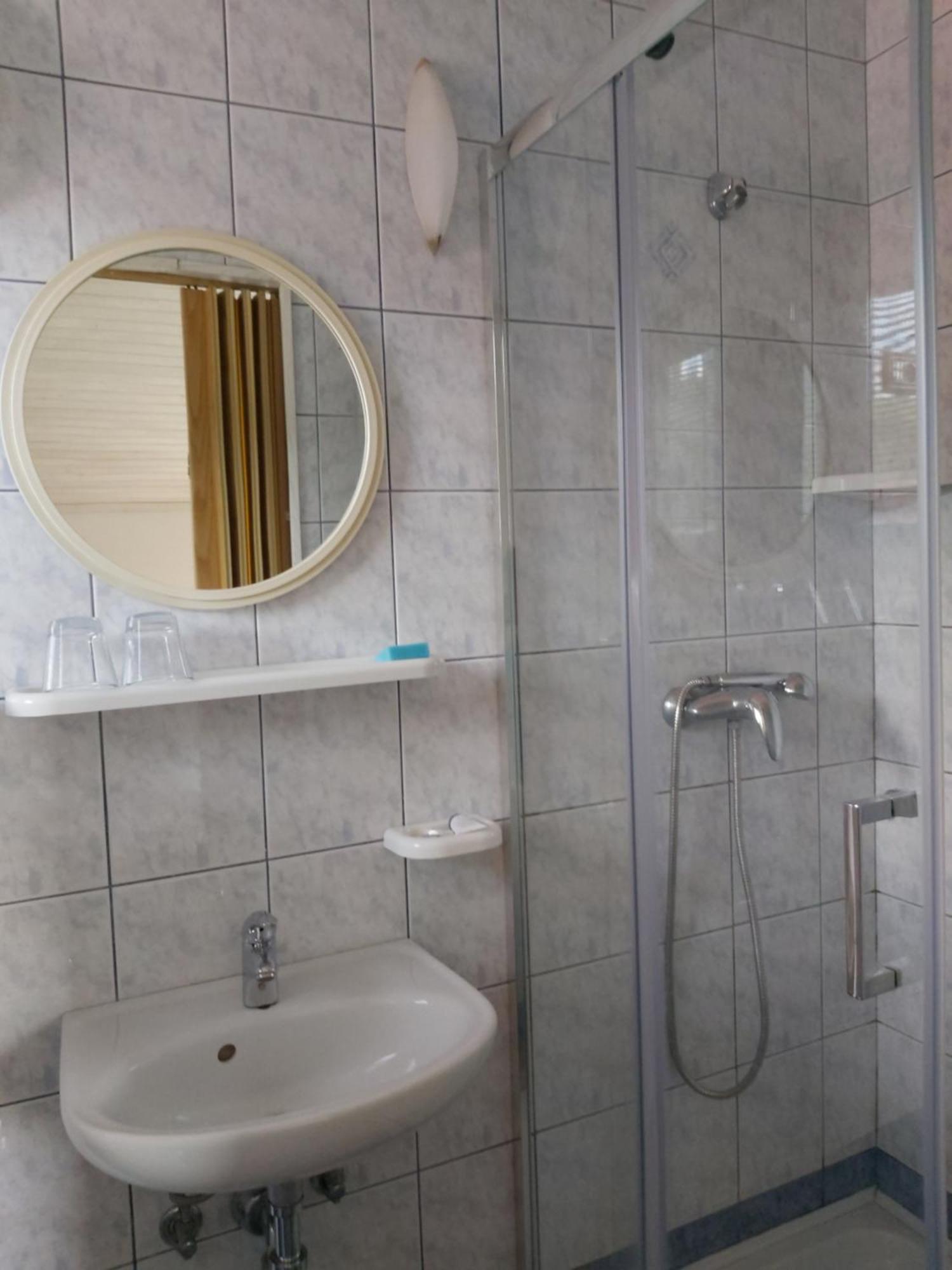 Rooms Zagon Postojna Exterior foto